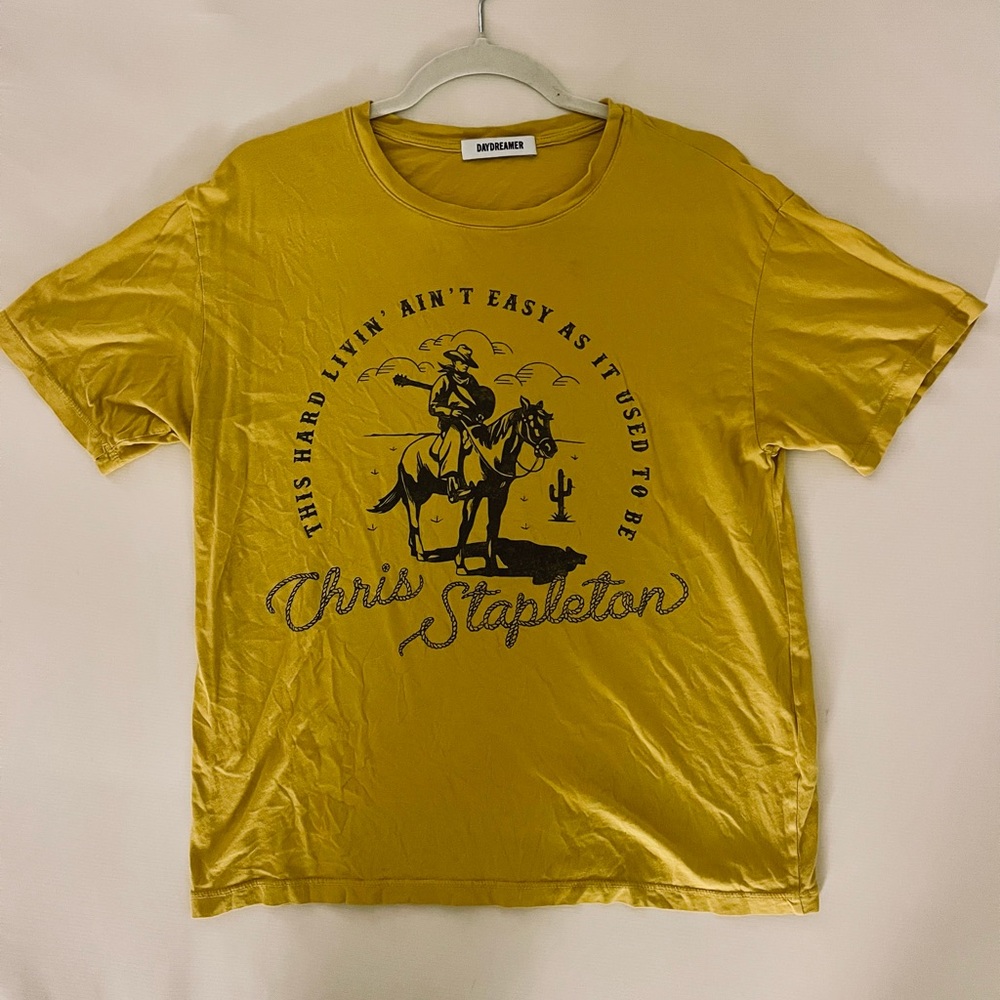 DAYDREAMER Chris Stapleton Yellow Graphic T-Shirt